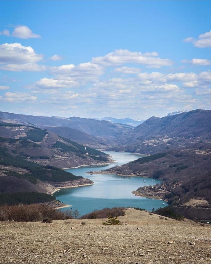 Vila Zapis - Zavojsko Jezero Pirot Luaran gambar
